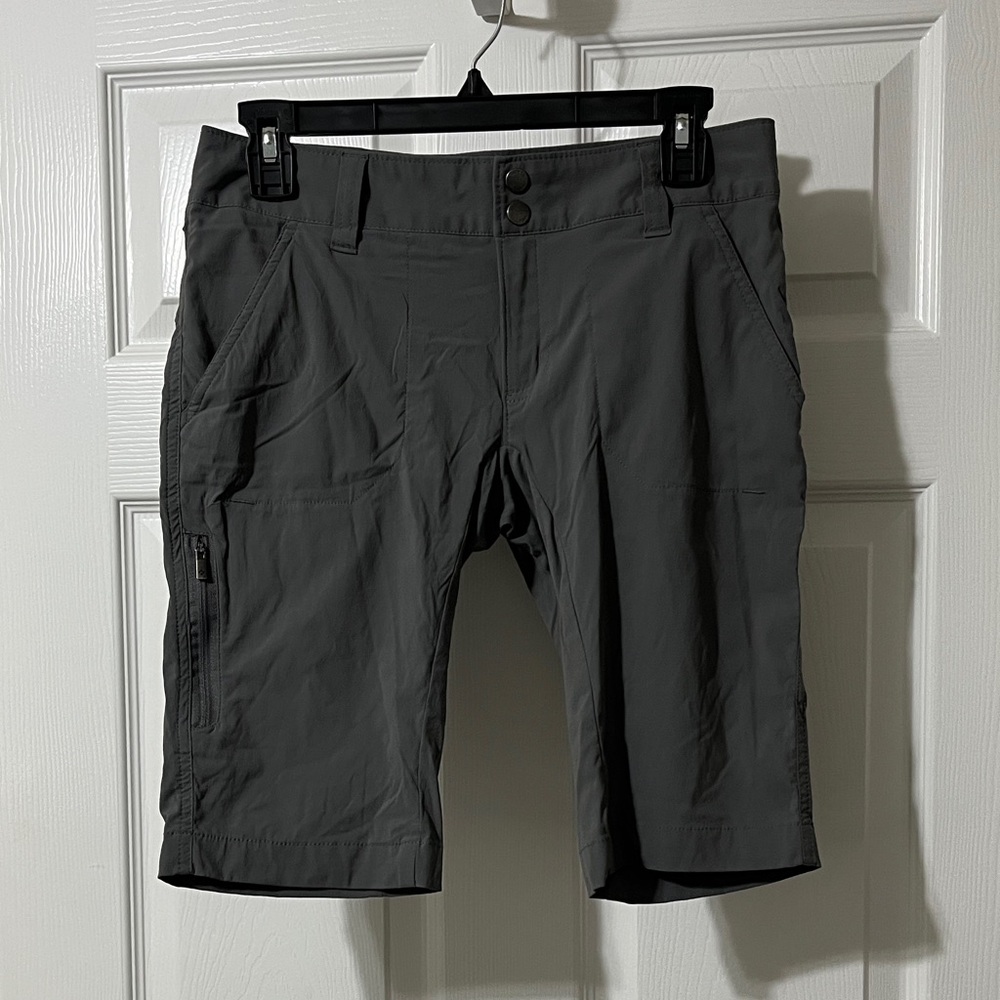 Columbia Women's Dark Gray Cargo Shorts